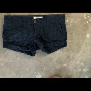 Abercrombie navy lace pattern shorts